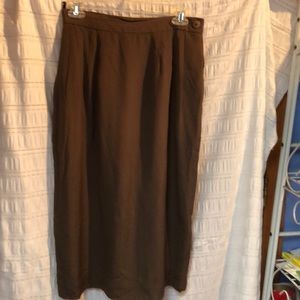 JH Collectibles Skirt